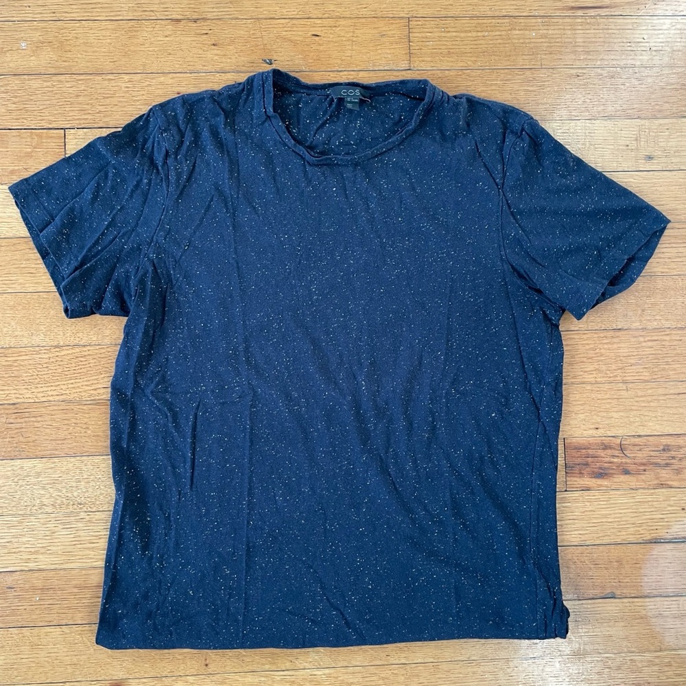 COS navy speckled t-shirt (M)